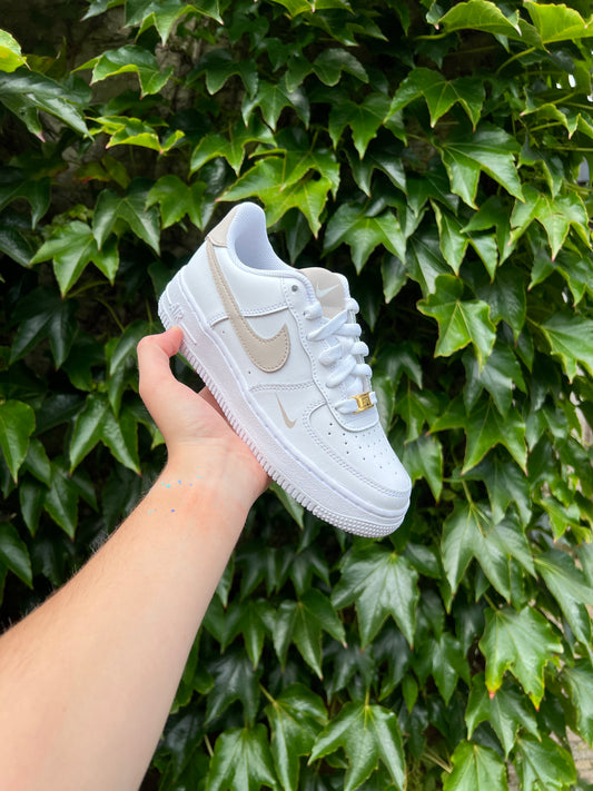 CUSTOM AF1 BEIGE SWOOSH.