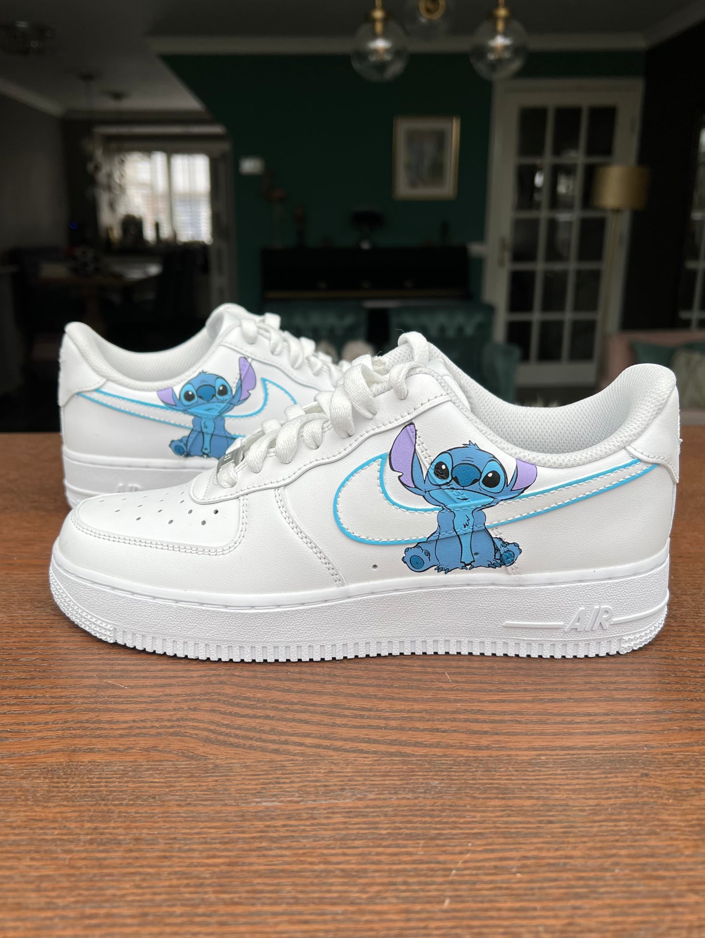 CUSTOM AF1 STITCH.