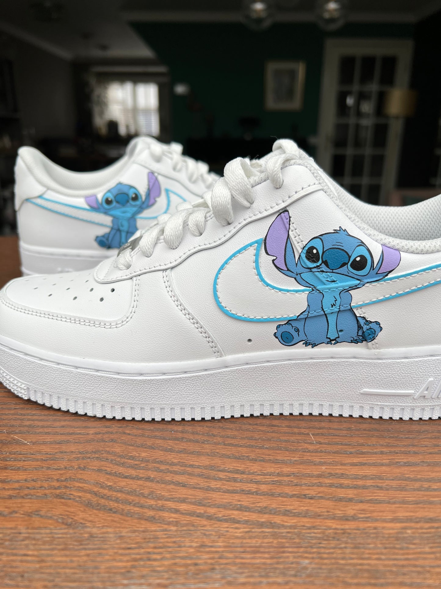 CUSTOM AF1 STITCH.