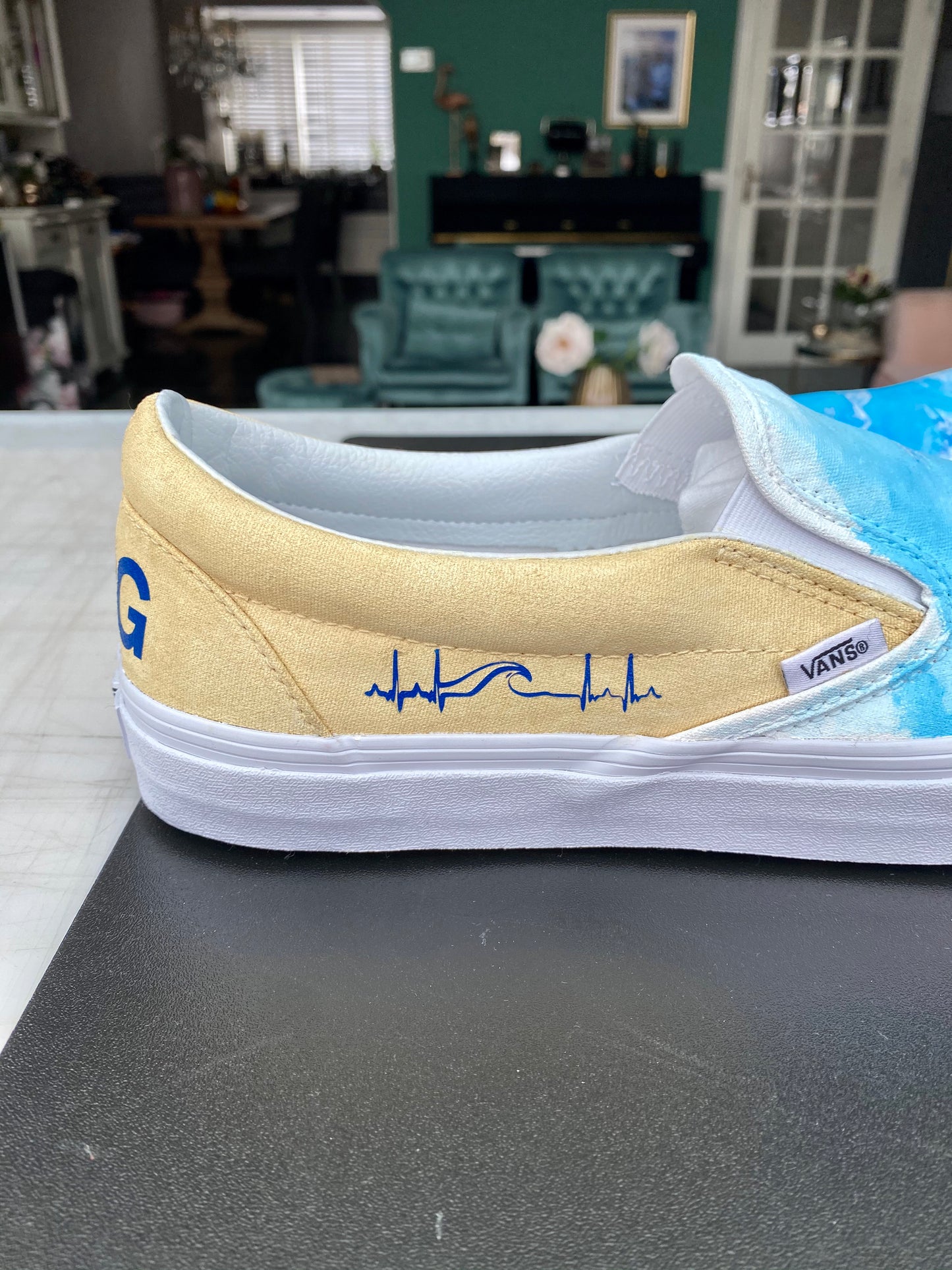 CUSTOM VANS OCEAN.